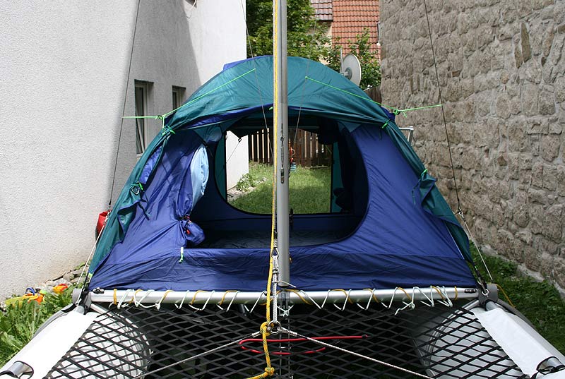 ducky19-tent-front.jpg